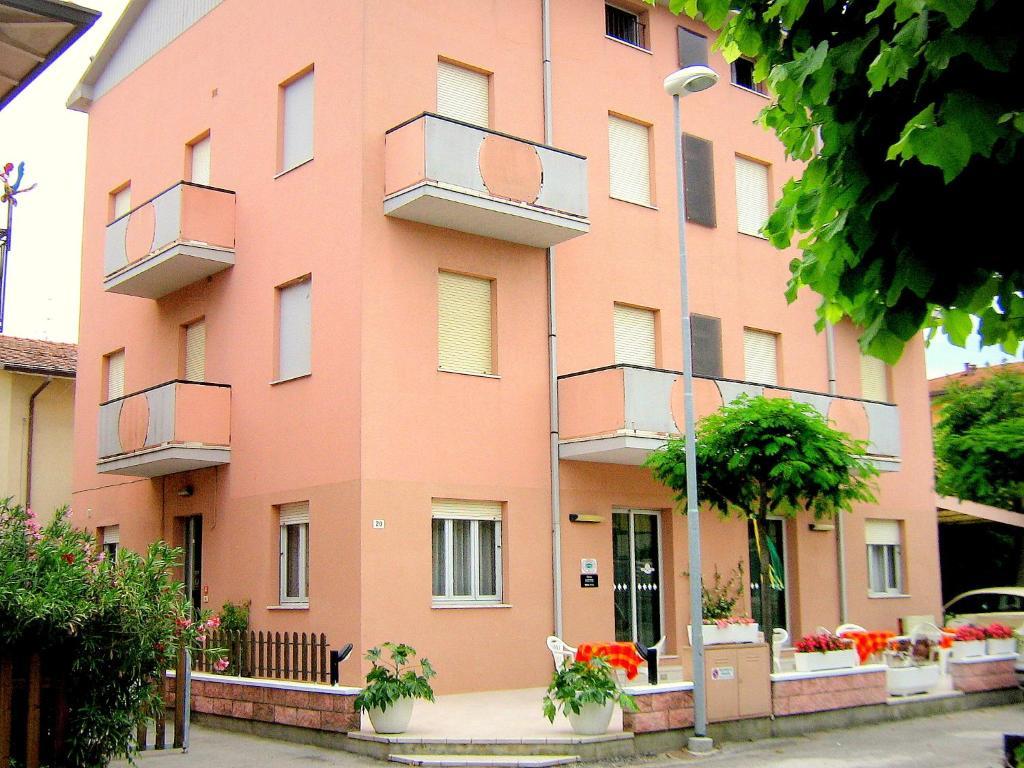 Hotel Ivette Rimini Esterno foto