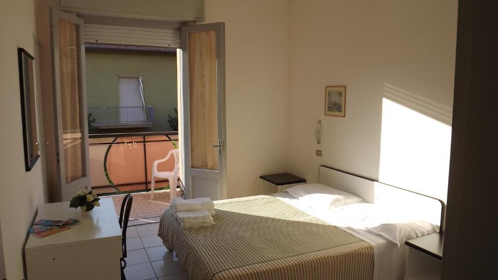 Hotel Ivette Rimini Esterno foto